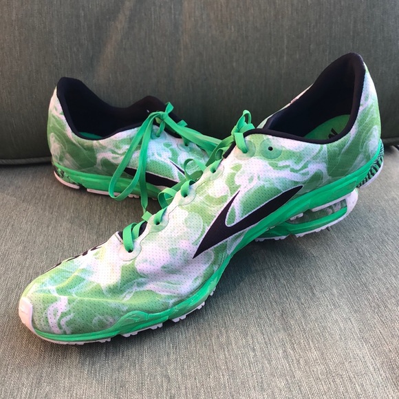 running spikes size 5